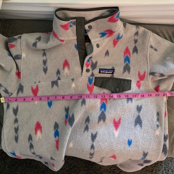 Patagonia Grey pattern Medium Synchilla NWOT - Picture 7 of 7